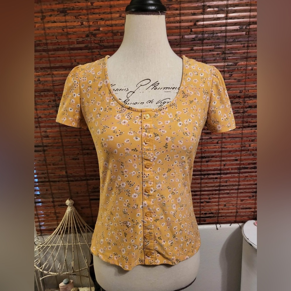 Floral Button-Down Yellow Top